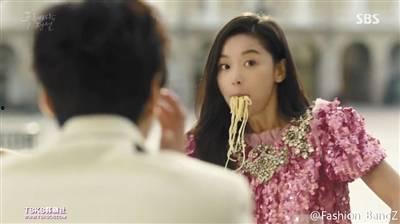 蓝色大海的传说女主播,探寻传说女主播的蓝色魅力